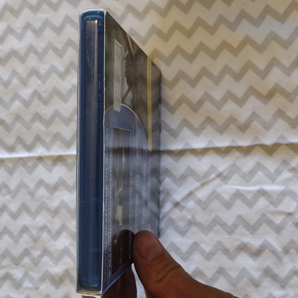 New harry potter and the deadly hallows part 1 & 2 - Picture 4 of 9